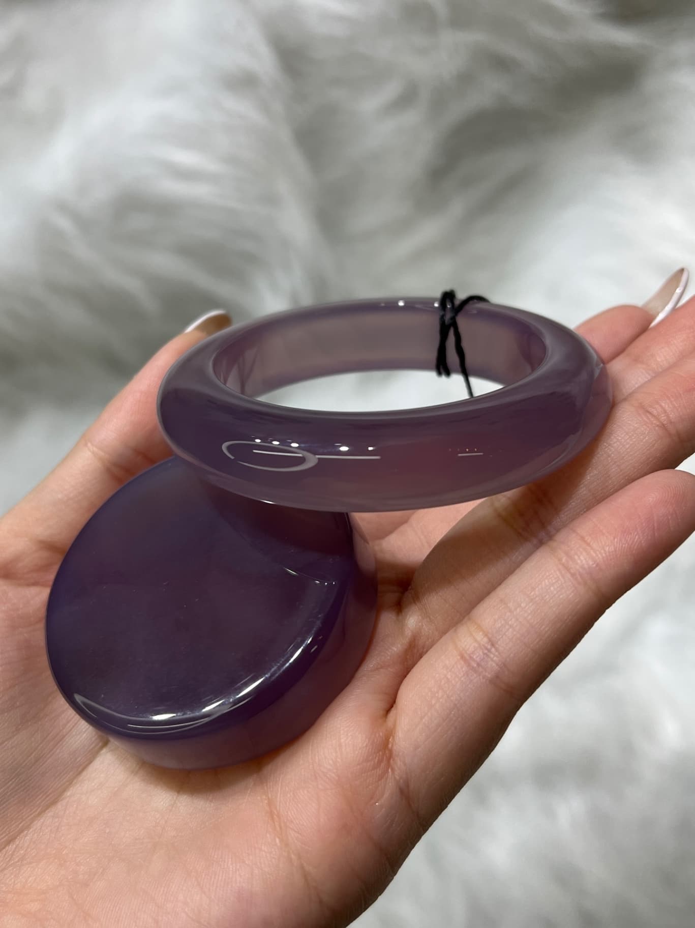 Tím Nho Ú — alternate view